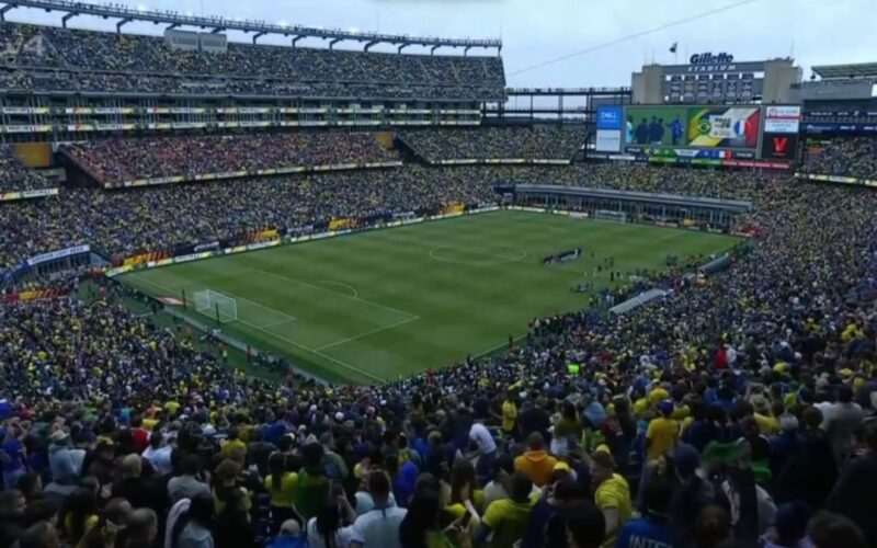 Brasil 1×2 França: derrota com um a mais expõe falhas