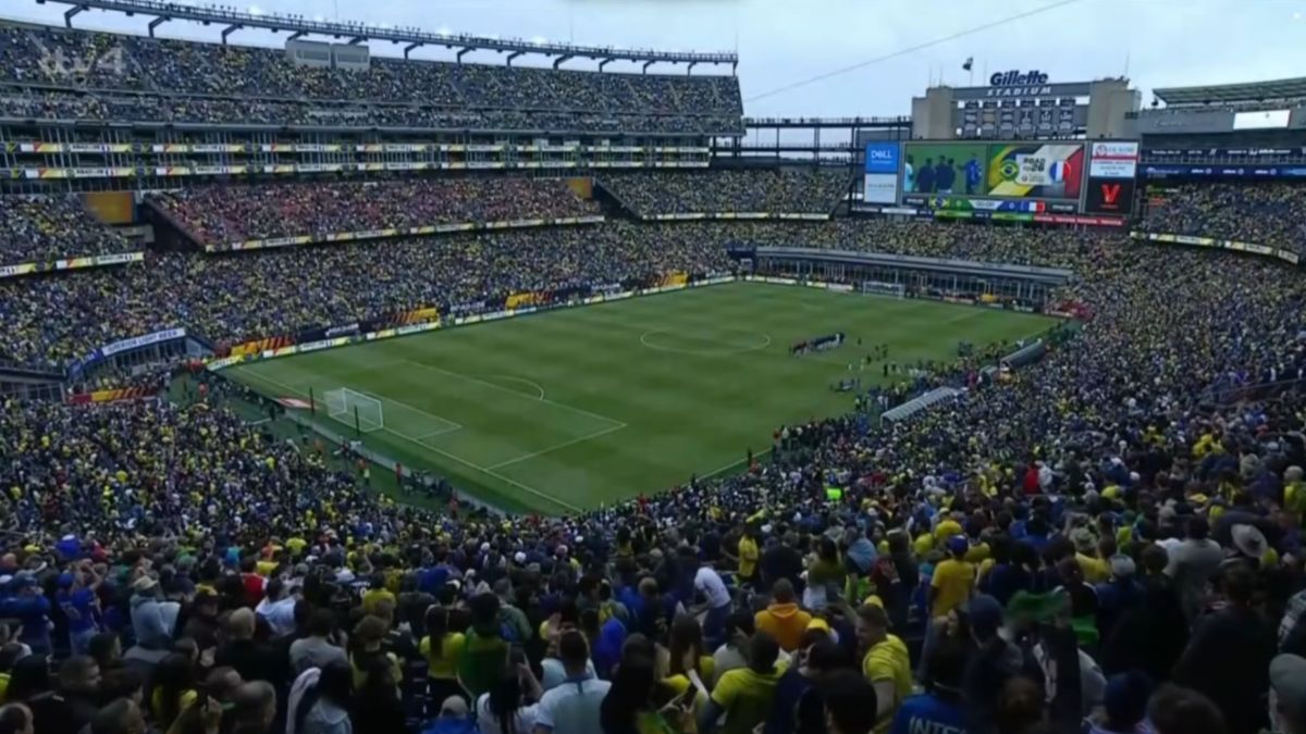 Brasil 1×2 França: derrota com um a mais expõe falhas