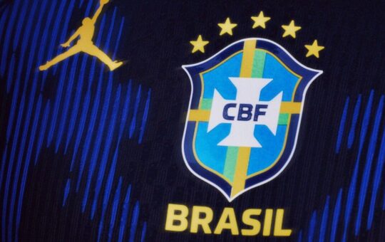 nova-camisa-azul-da-selecao-brasileira-2026-o-que-mudou